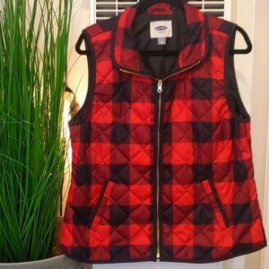 Large Old Navy red & black plaid vest